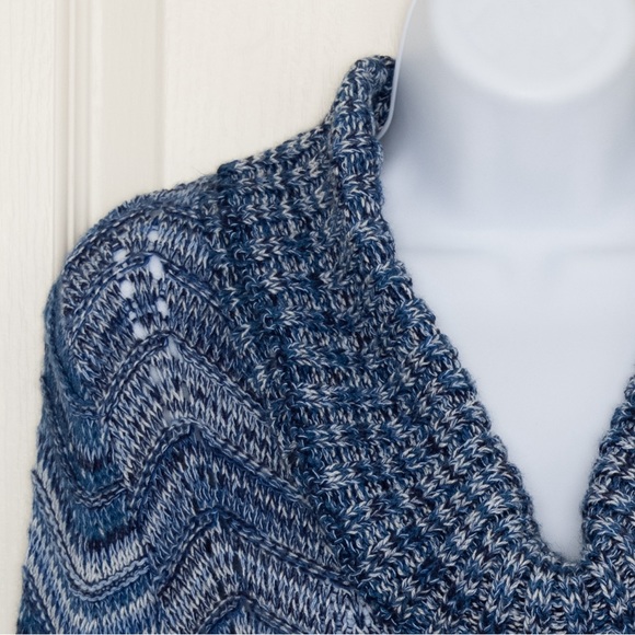 Wet Seat Off the shoulder Blue knitted sweater - Picture 3 of 4